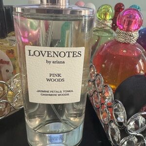 Ariana Grande Love Notes Pink Woods Fragrance